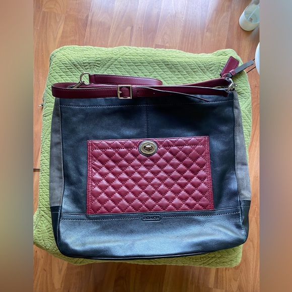 COACH Shoulder Bag; Vintage - Picture 9 of 14